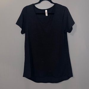 LuLaRoe Tunic Shirt Size M